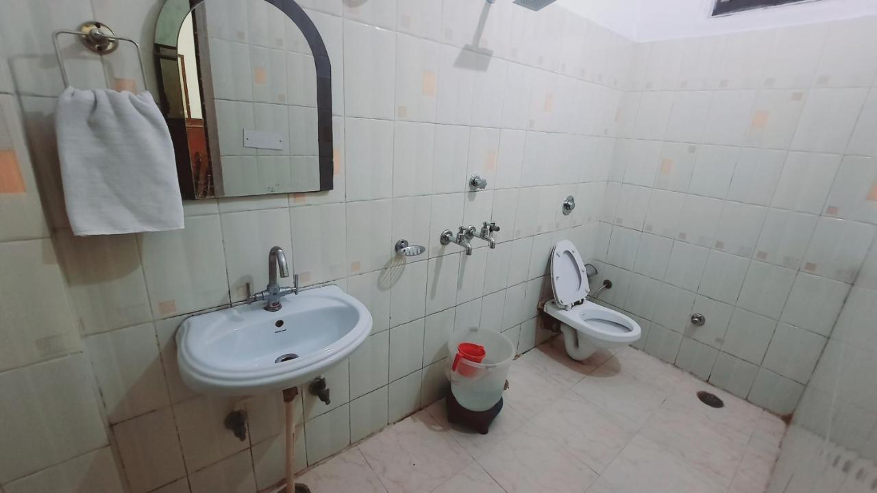 Hotel Holiday Inn Paradise Chandigarh Ngoại thất bức ảnh