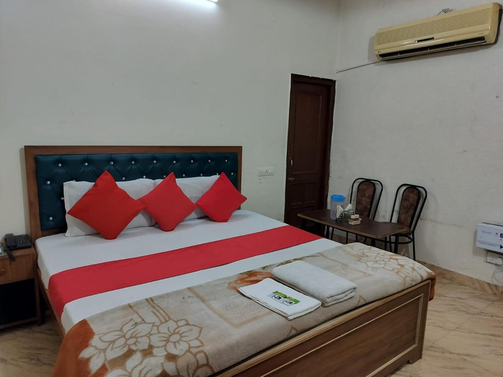Hotel Holiday Inn Paradise Chandigarh Ngoại thất bức ảnh